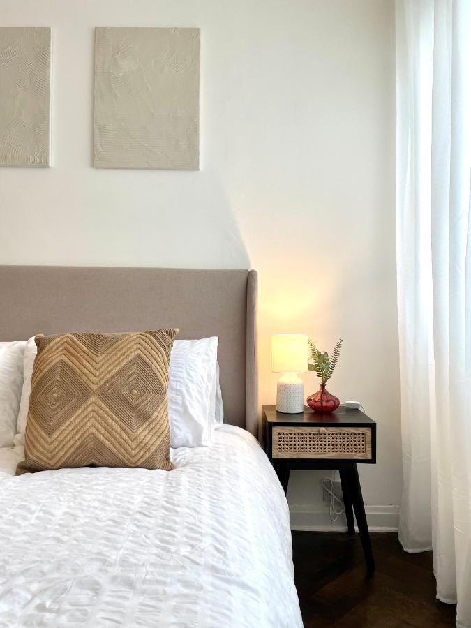 Newly Refurbished 2 Bedroom Apartment In South ลอนดอน ภายนอก รูปภาพ
